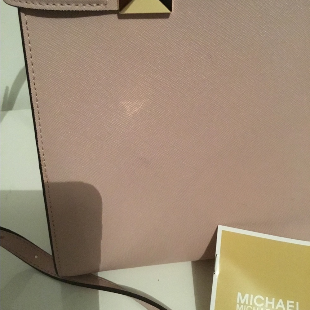 Michel kors Karla purse - Picture 4 of 4
